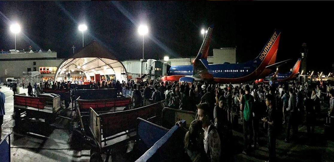 ΒΙΝΤΕΟ από το αεροδρόμιο του Λος Άντζελες που εκκενώθηκε