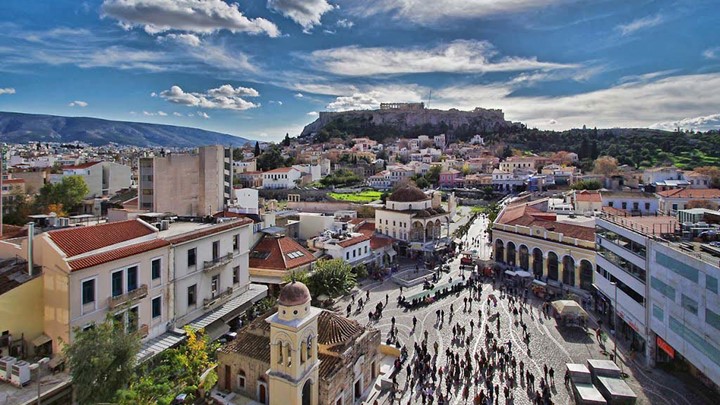 Economist: Η κρίση υποβάθμισε την ποιότητα της ζωής στην Αθήνα