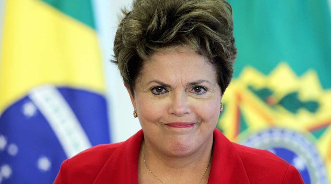 Βραζιλία – Η επιτροπή της Γερουσίας ενέκρινε την παραπομπή της Ντίλμα Ρουσέφ σε δίκη