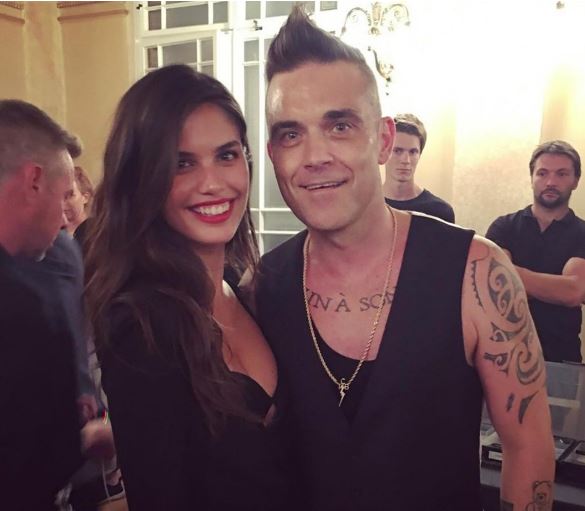 Το αστρονομικό ποσό που πήρε ο Ρόμπι Γουίλιαμς για να τραγουδήσει σε γάμο