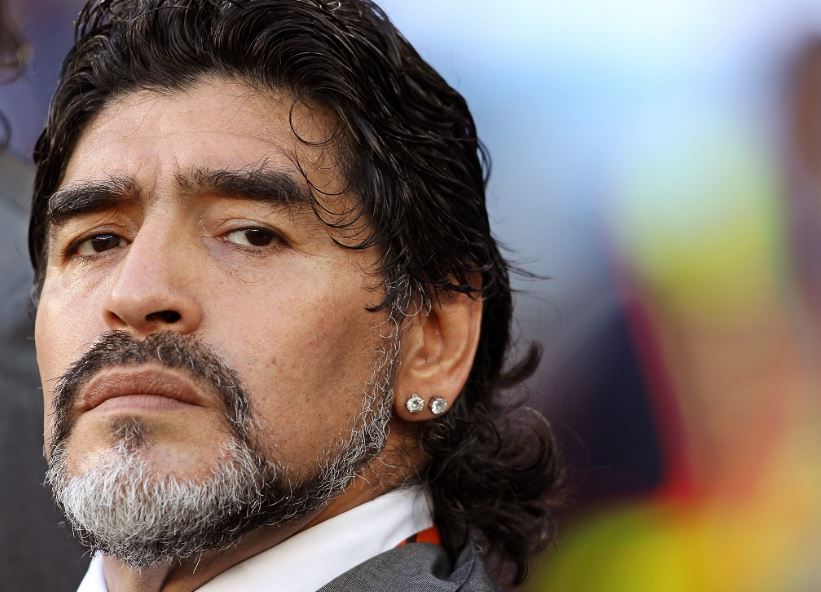 Έμπλεξε ο Μαραντόνα εξαιτίας του πλαστού διαβατηρίου