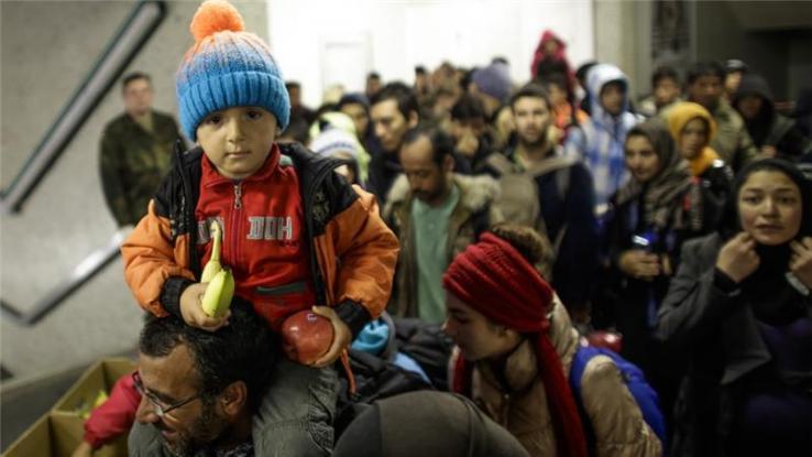 «Δεν θα ξεπεράσουν τους 300.000 οι μετανάστες που θα φτάσουν στη Γερμανία φέτος»