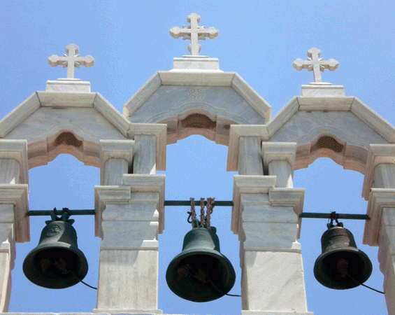 Επίθεση με γκαζάκι στον Ιερό Ναό του Αγίου Δημητρίου στο Ηράκλειο