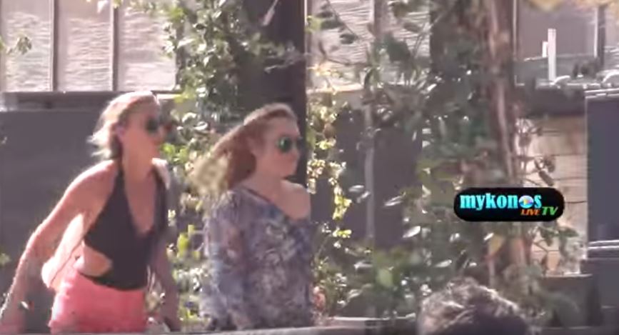 Και πάλι στην Μύκονο η Λόχαν – ΒΙΝΤΕΟ