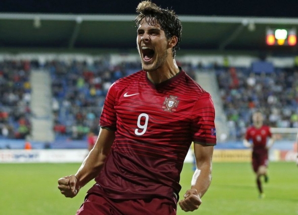 Ανακοίνωσε τον Πασιένσια ο Ολυμπιακός