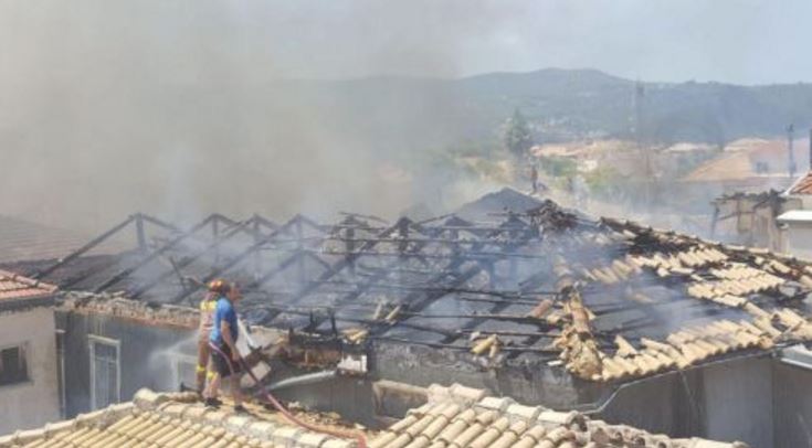 Υπό έλεγχο η φωτιά στην Λευκάδα – ΦΩΤΟ