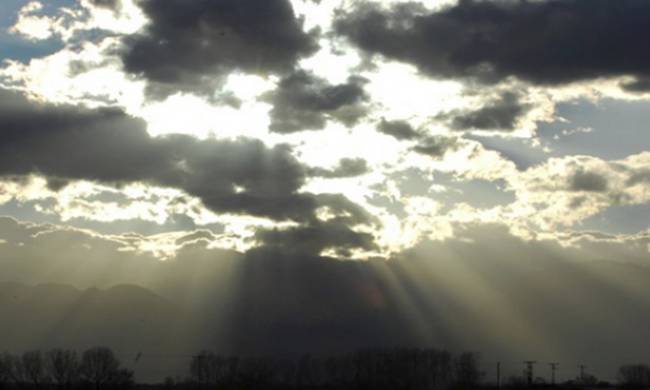 Ανατροπή του καιρού με βροχές και καταιγίδες