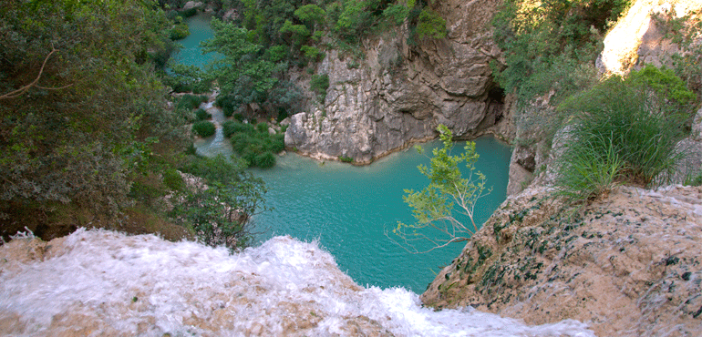 Aγωνία για εγκλωβισμένους και τραυματίες στο φαράγγι του Πολυλιμνίου