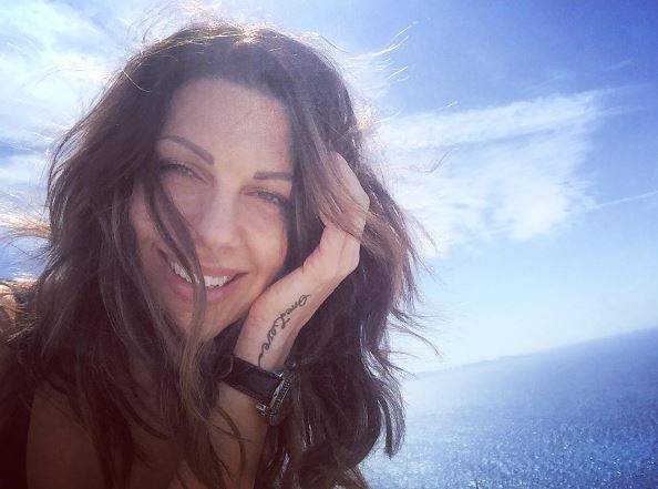 Η Ελίνα Καντζά στην παραλία – ΦΩΤΟ