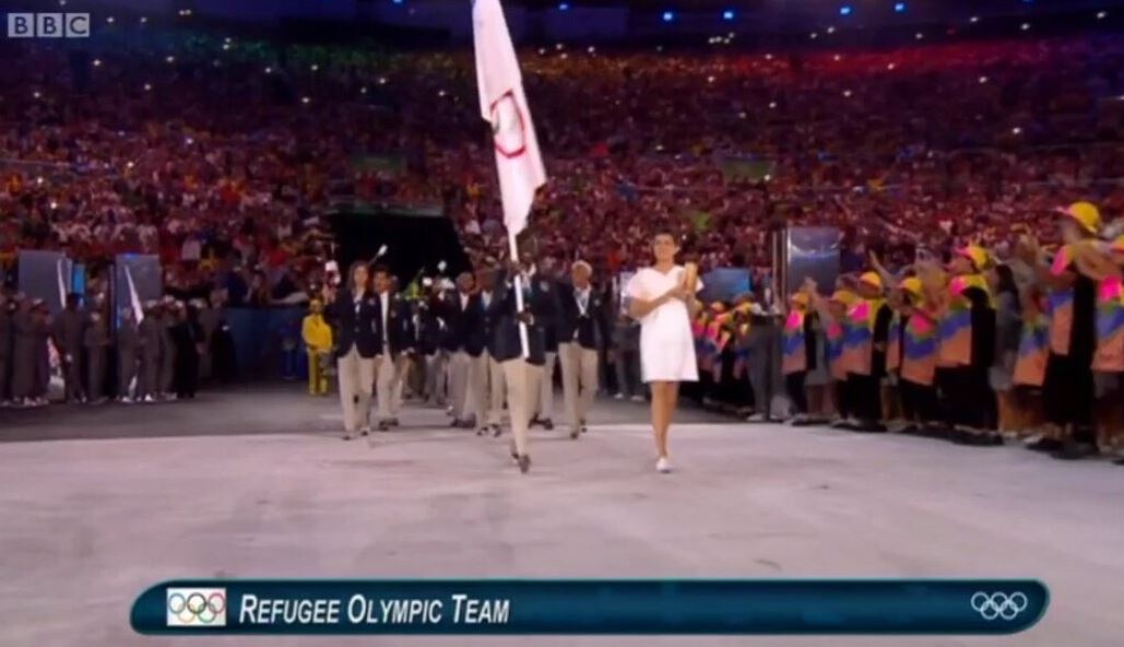 Η αποθέωση της Ολυμπιακής Ομάδας προσφύγων – ΒΙΝΤΕΟ