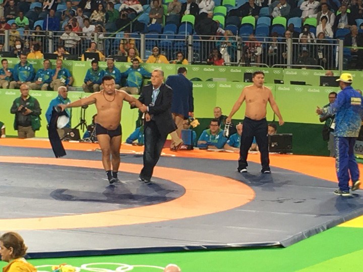 Η ασύλληπτη αντίδραση του παλαιστή που έχασε το μετάλλιο στο Ρίο – ΒΙΝΤΕΟ