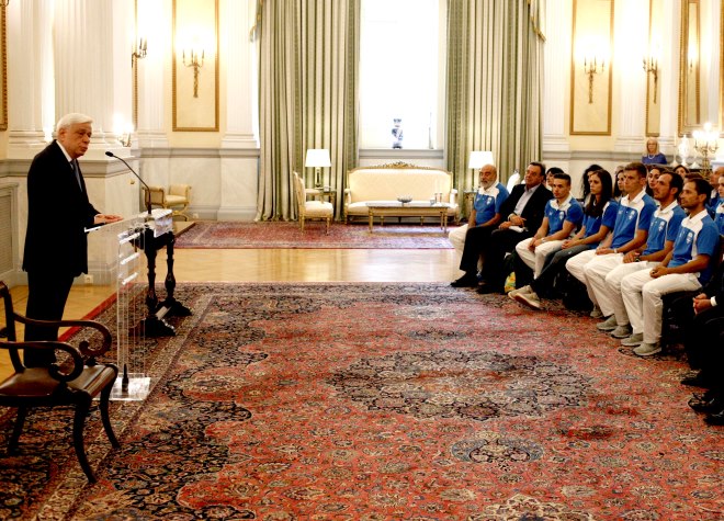 Ο Παυλόπουλος στους Έλληνες Ολυμπιονίκες: Αποτελείτε παράδειγμα ζωής – ΒΙΝΤΕΟ