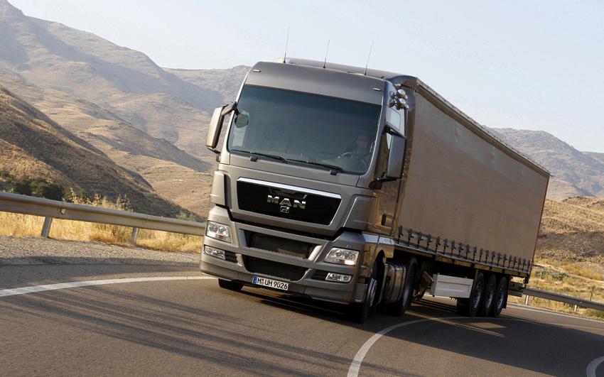Πρόστιμο 1.000 ευρώ στους οδηγούς φορτηγών που αποφεύγουν τα διόδια