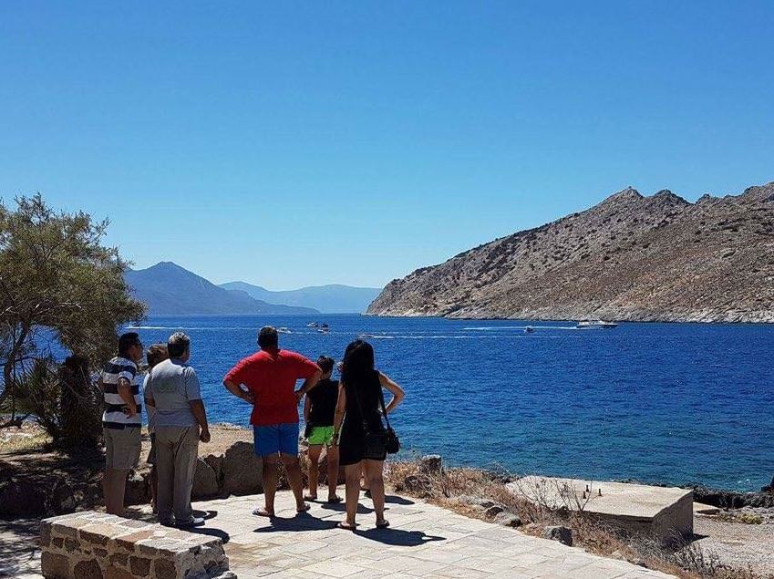 Οι πρώτες ΦΩΤΟ από την τραγωδία στην Αίγινα