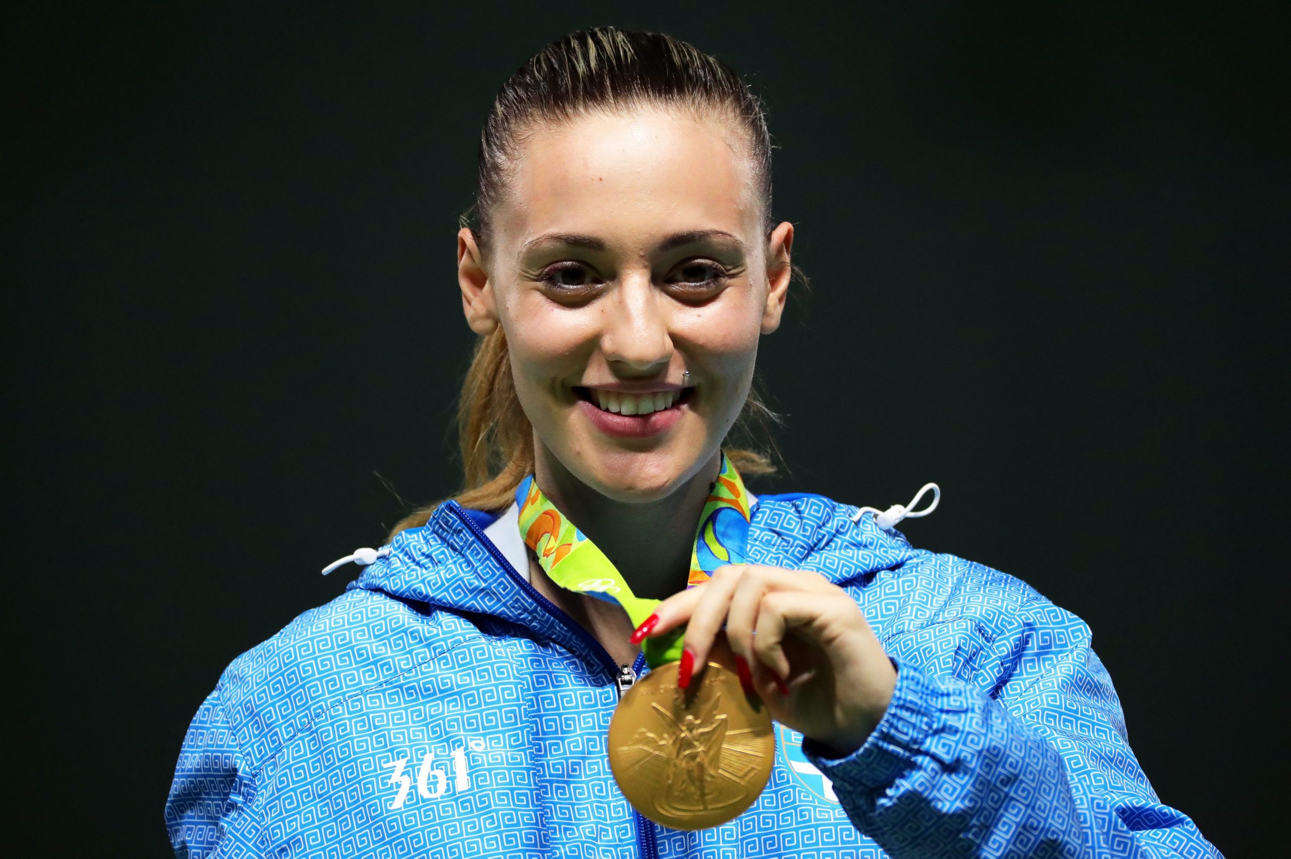 Ο θαυμασμός της Κορακάκη για τον Ολυμπιονίκη που πουλάει το μετάλλιο του