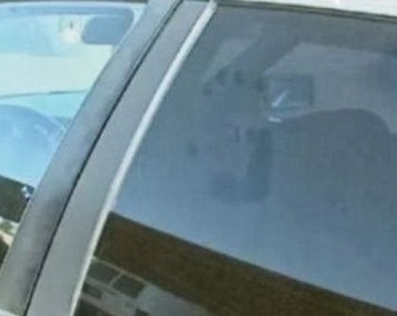 Κρήτη: Άφησαν το παιδί στο αυτοκίνητο κι έφυγαν