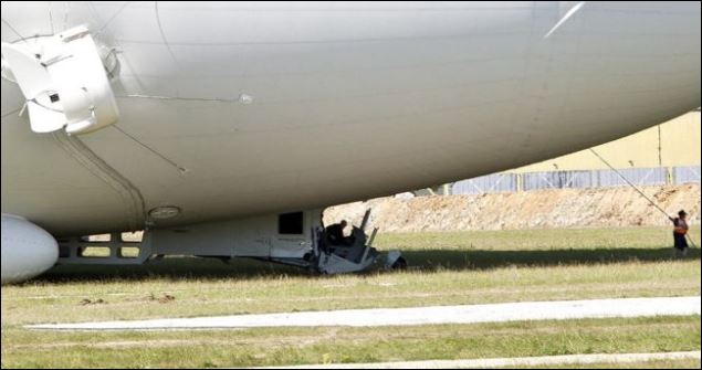Συνετρίβη το μεγαλύτερο αεροσκάφος στον κόσμο – ΦΩΤΟ – ΒΙΝΤΕΟ