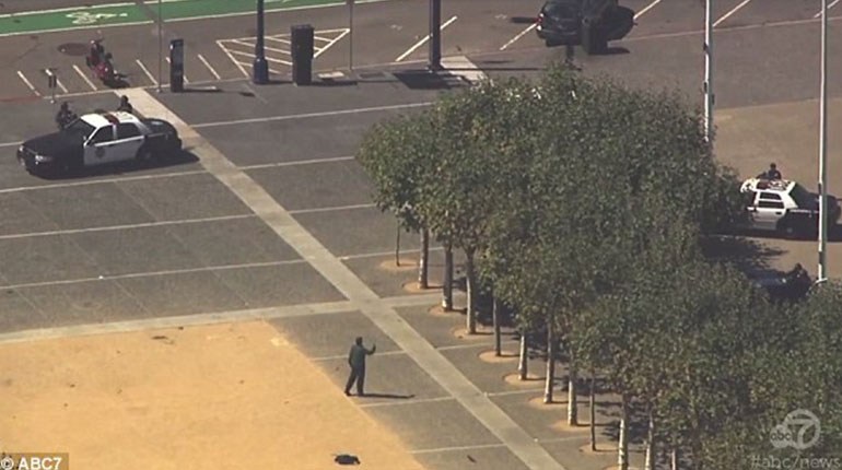 Ένοπλος άνδρας στο Civic Center στο Σαν Φρανσίσκο