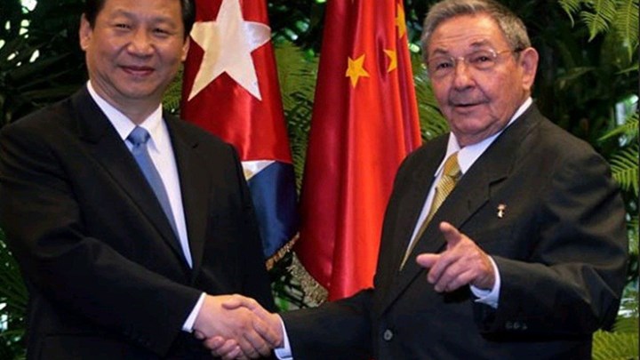 Κούβα και Κίνα υπέγραψαν 30 συμφωνίες οικονομικής συνεργασίας