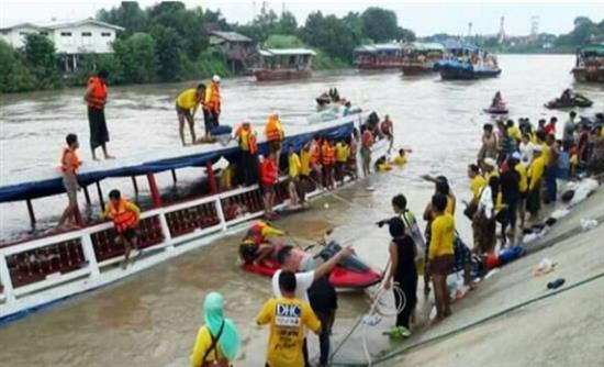 Ταϊλάνδη: 13 νεκροί και δεκάδες αγνοούμενοι από τη βύθιση πλοίου – ΒΙΝΤΕΟ