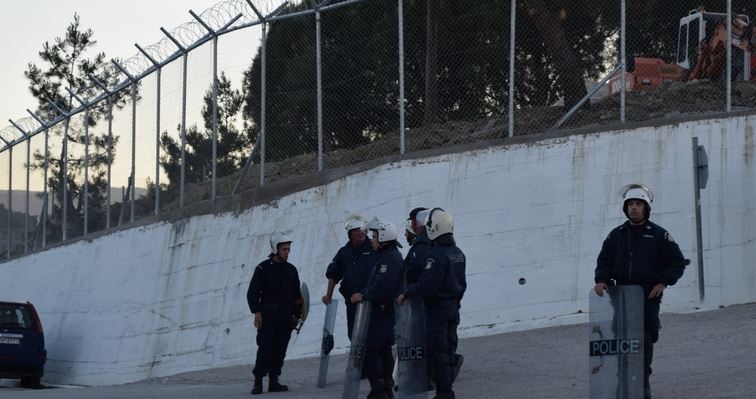 Ένταση στη Μόρια – Εκκενώθηκε το hot spot