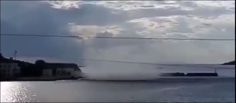 Τεράστια ρουφήχτρα στις Αγκαθωπές Σύρου – ΒΙΝΤΕΟ