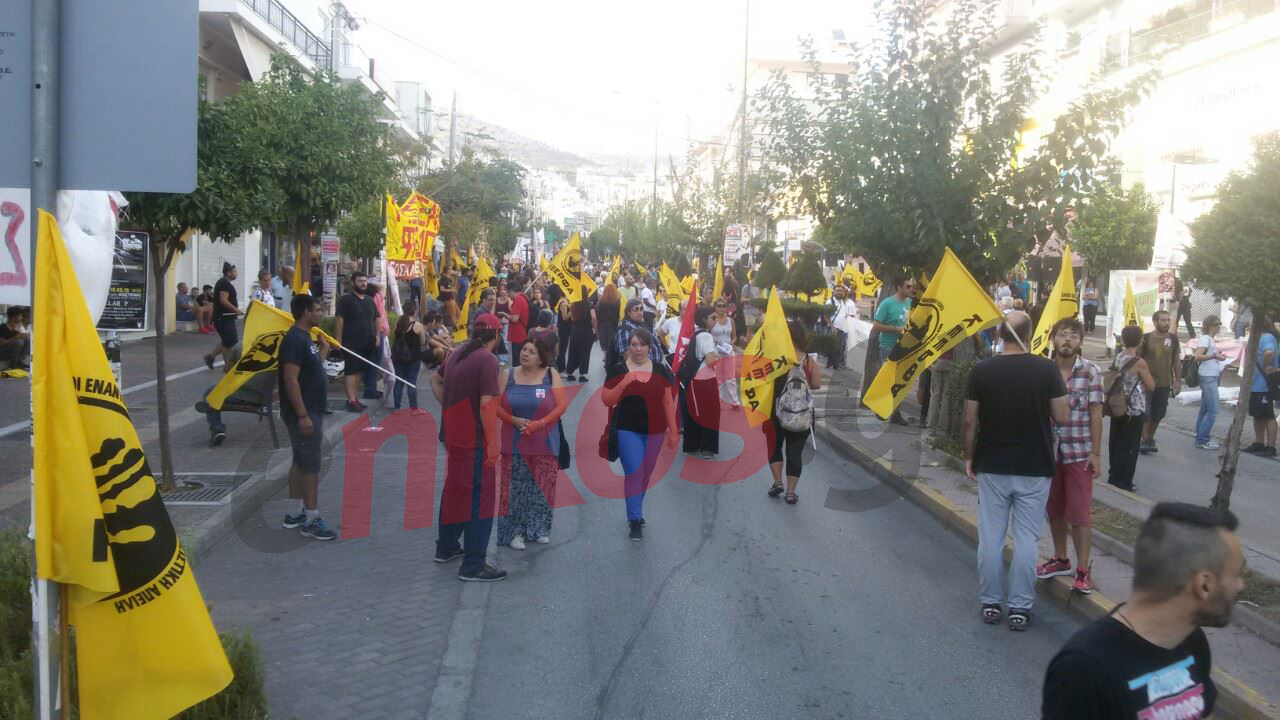 Σε εξέλιξη η συγκέντρωση για τον Παύλο Φύσσα – ΦΩΤΟ