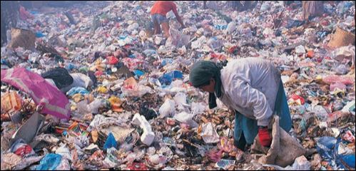 Δεκάδες νεκροί και τραυματίες από έκρηξη σε χωματερή στο Μπενίν