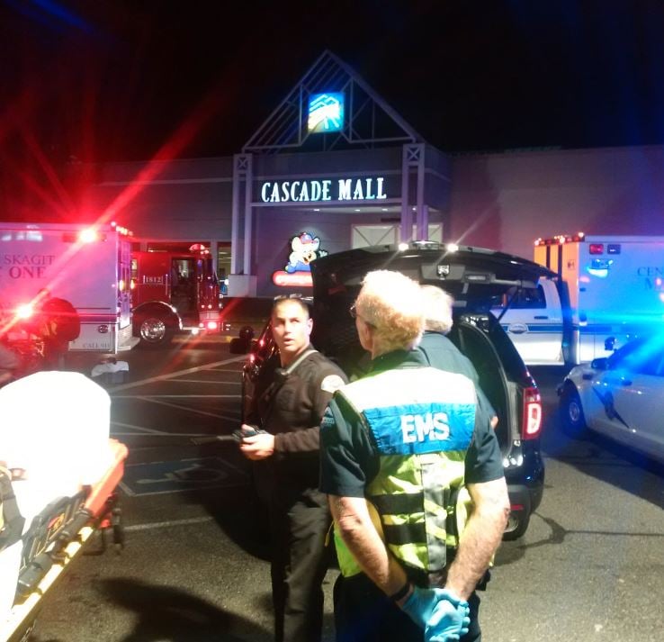 Ουάσινγκτον – Η αστυνομία επιβεβαίωσε τους 4 νεκρούς στο εμπορικό κέντρο – ΤΩΡΑ