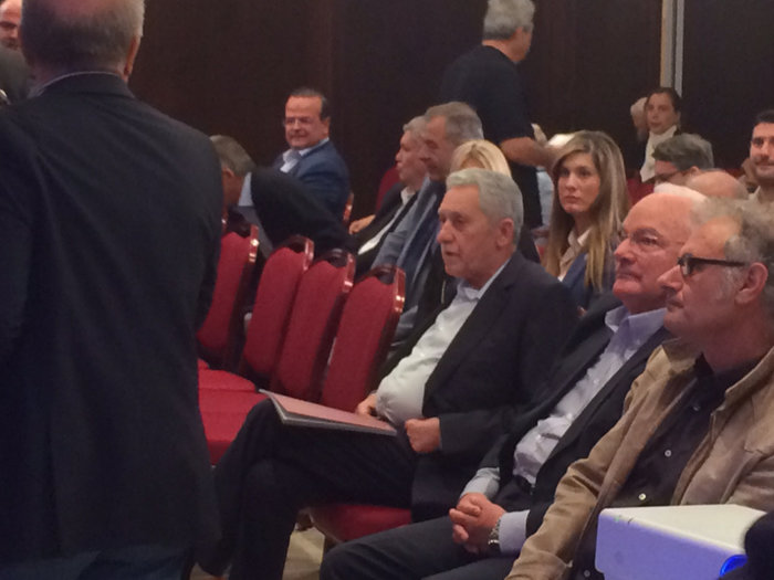 Παρών ο Κουβέλης στην ομιλία του Τσίπρα – ΦΩΤΟ