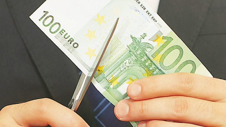 Ρυθμίσεις-εξπρές με διαγραφή χρεών και «κόκκινων» δανείων