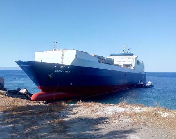Τουρκικό φορτηγό πλοίο προσάραξε στη Λακωνία – ΦΩΤΟ
