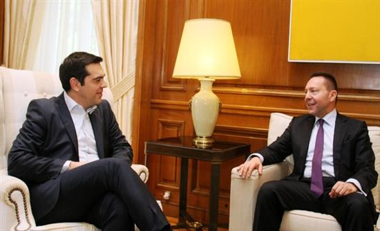 Τσίπρας σε Στουρνάρα: Να έχουμε κόκκινο τηλέφωνο, να μιλάμε