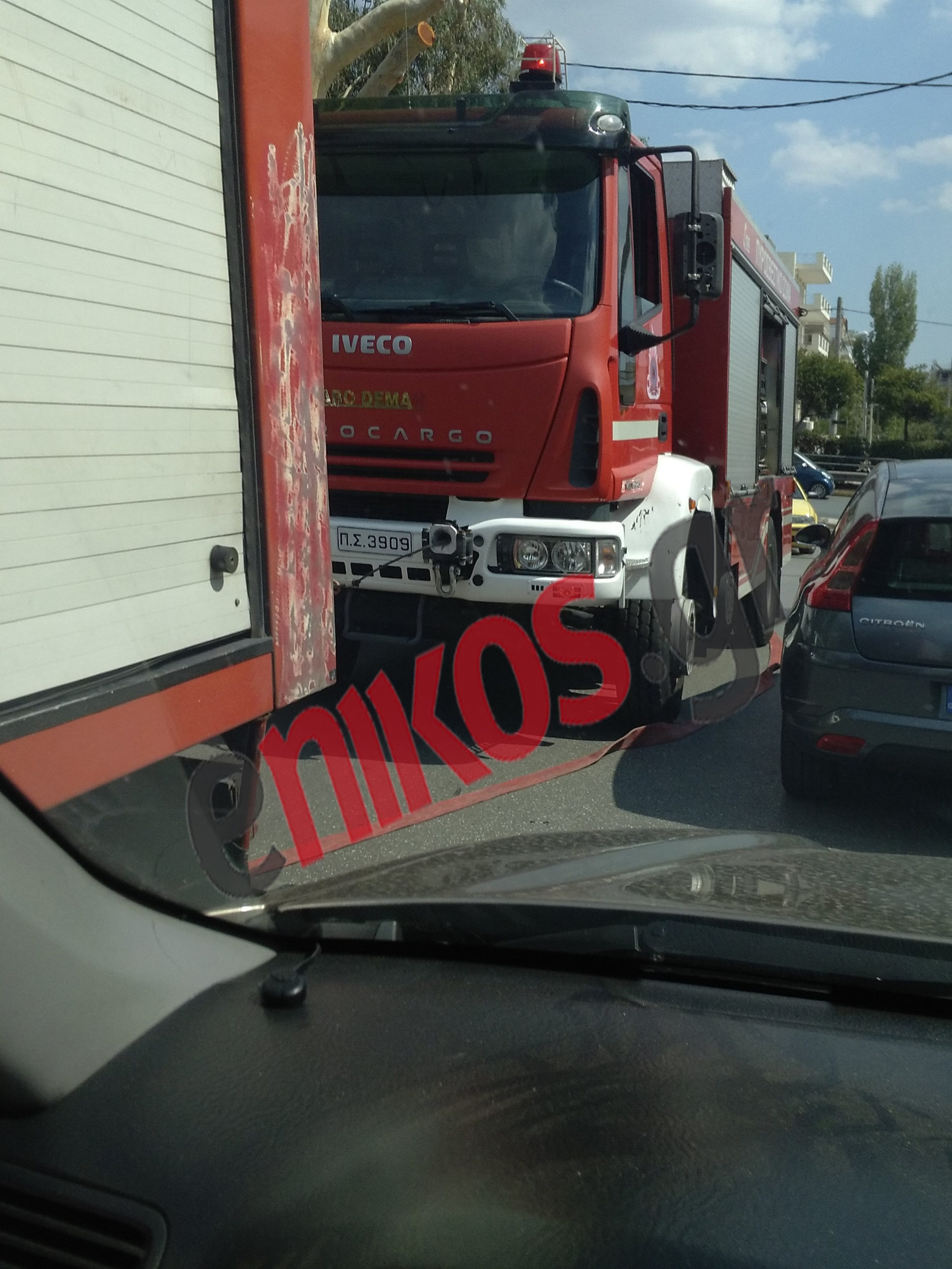 Φωτιά στην Κηφισίας – ΤΩΡΑ – ΦΩΤΟ