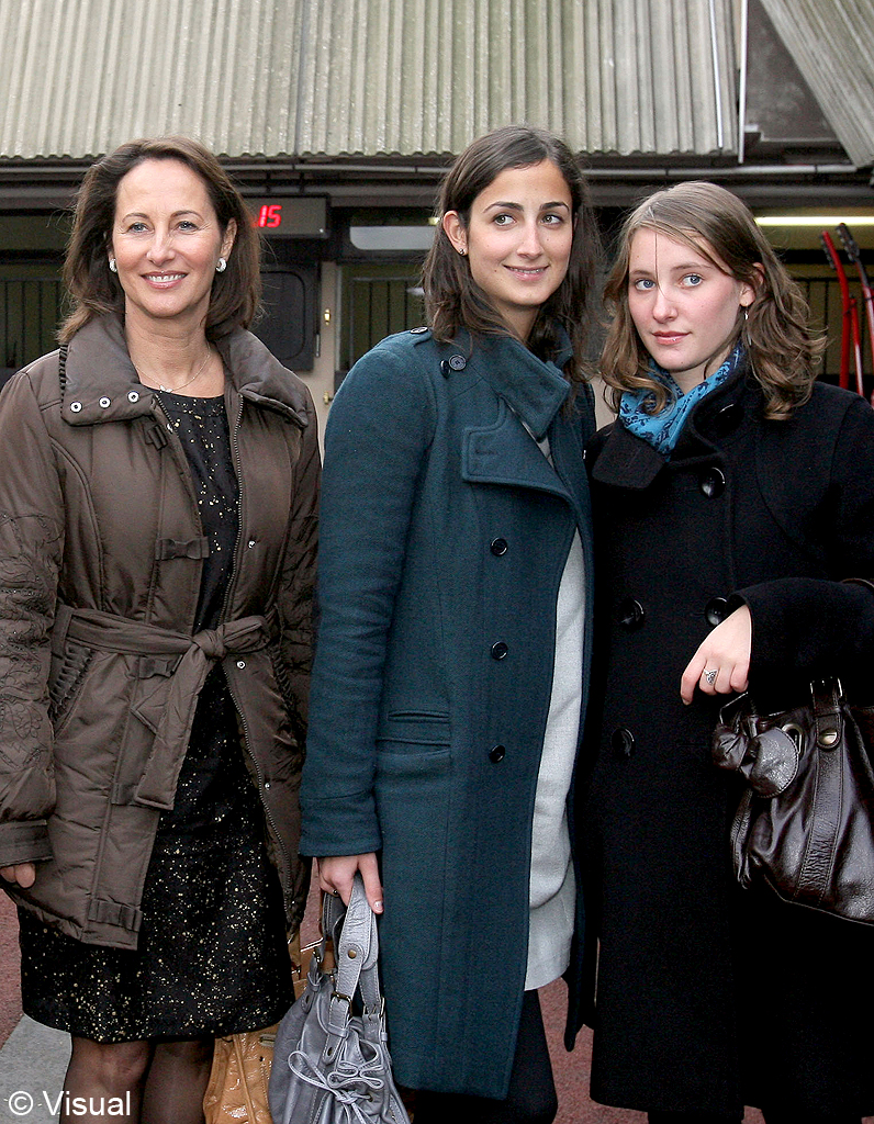 Θύμα απάτης η κόρη του Ολάντ – Δείτε τι έπαθε