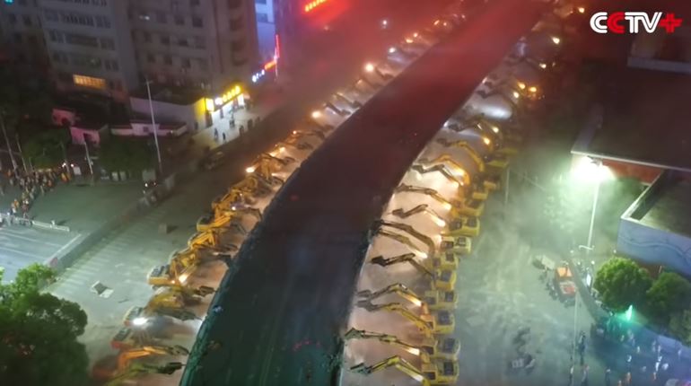 Εντυπωσιακή κατεδάφιση γέφυρας στην Κίνα – ΒΙΝΤΕΟ