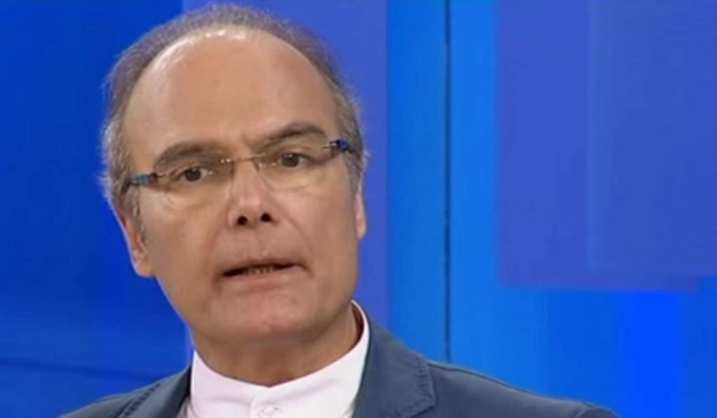 O Bέλιος δημοσίευσε σε βίντεο το «αντίο» του