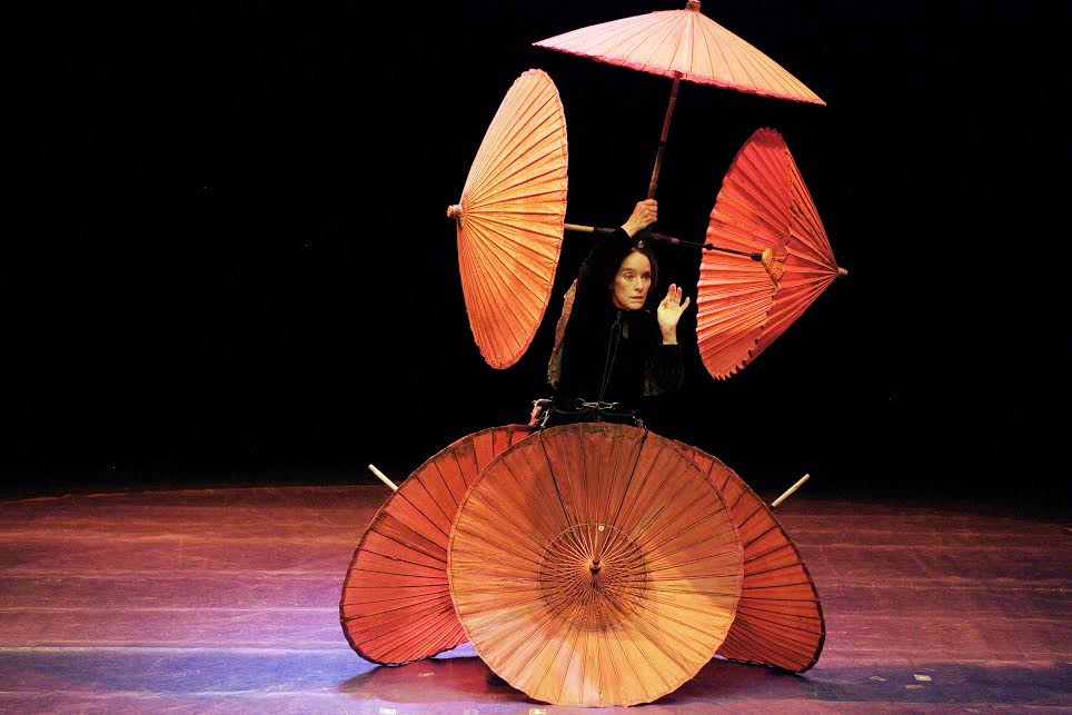 Η κόρη του Τσάρλι Τσάπλιν στο Παλλάς!