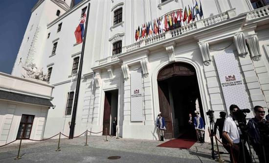 EE: Προθεσμία μέχρι τον Μάρτιο για έναν «οδικό χάρτη» μεταρρυθμίσεων