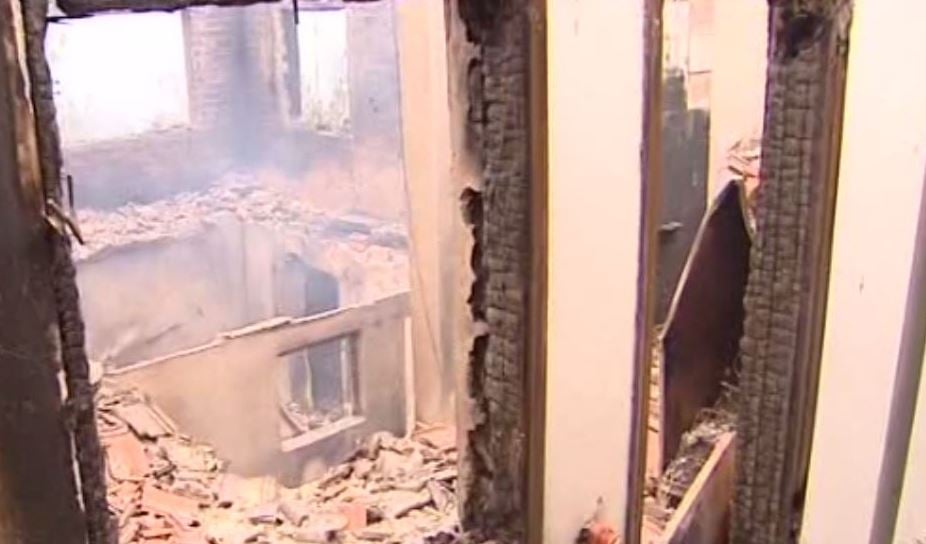 Πύρινος εφιάλτης στη Θάσο – Κάηκαν σπίτια και απειλούνται οικισμοί – ΒΙΝΤΕΟ
