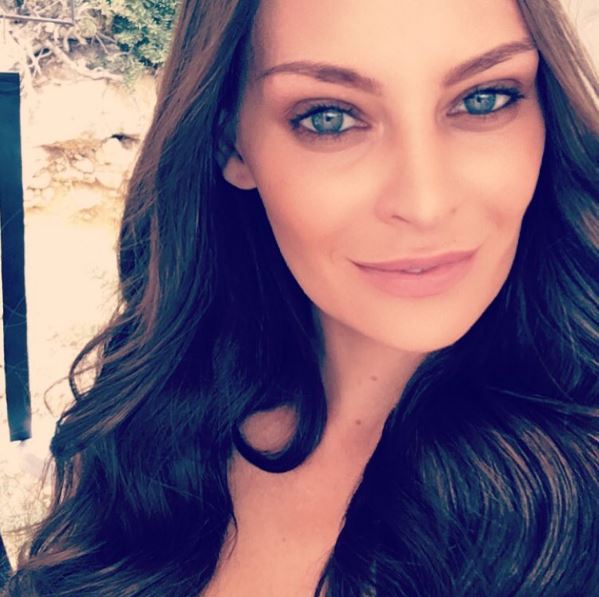 Η Υβόννη Μπόσνιακ στην κριτική επιτροπή κυπριακού σόου – ΦΩΤΟ