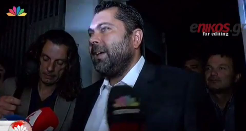 Η στιγμή που ο γ.γ ενημέρωσης ανακοίνωσε τους νικητές – ΒΙΝΤΕΟ