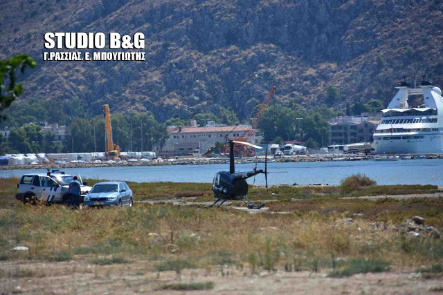 Προσγειώθηκε με το ελικόπτερο στην παραλία και πήγε βόλτα στο Ναύπλιο – ΦΩΤΟ – ΒΙΝΤΕΟ