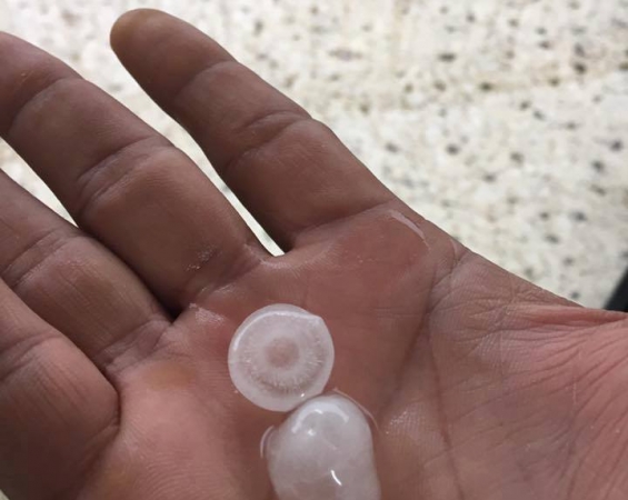 Χαλάζι σε μέγεθος φουντουκιού στο Ηράκλειο Κρήτης – ΦΩΤΟ-ΒΙΝΤΕΟ