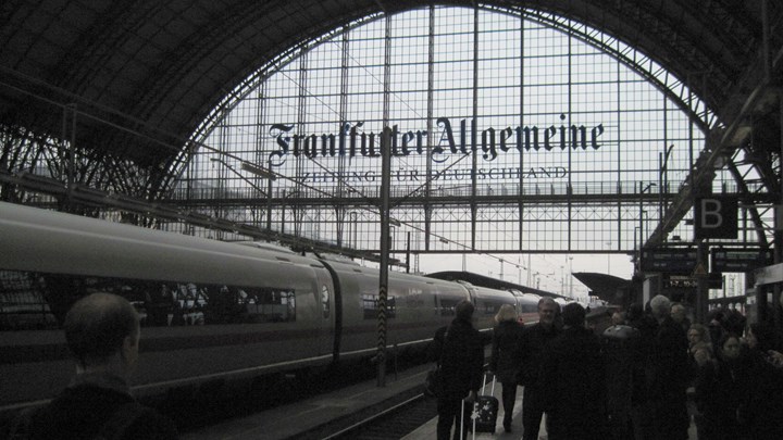 FAZ: Η προσφυγική κρίση μπορεί να αποδειχθεί εκρηκτική για τον Τσίπρα