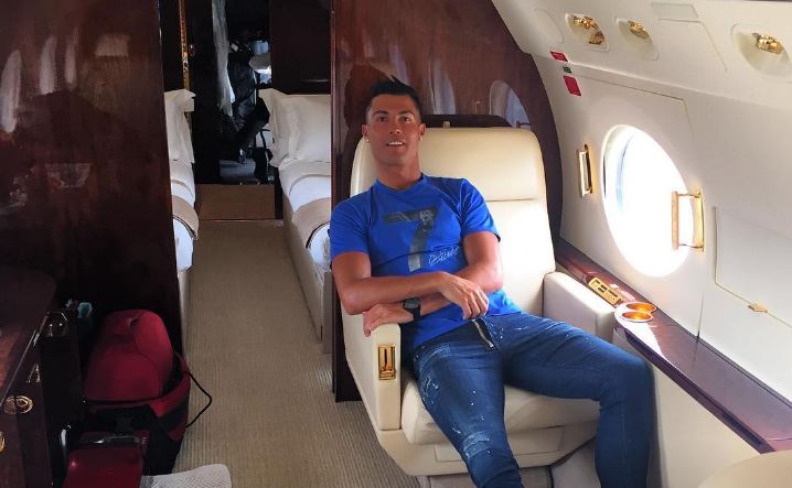 Η δύσκολη προσγείωση του αεροσκάφους του Ρονάλντο – ΦΩΤΟ