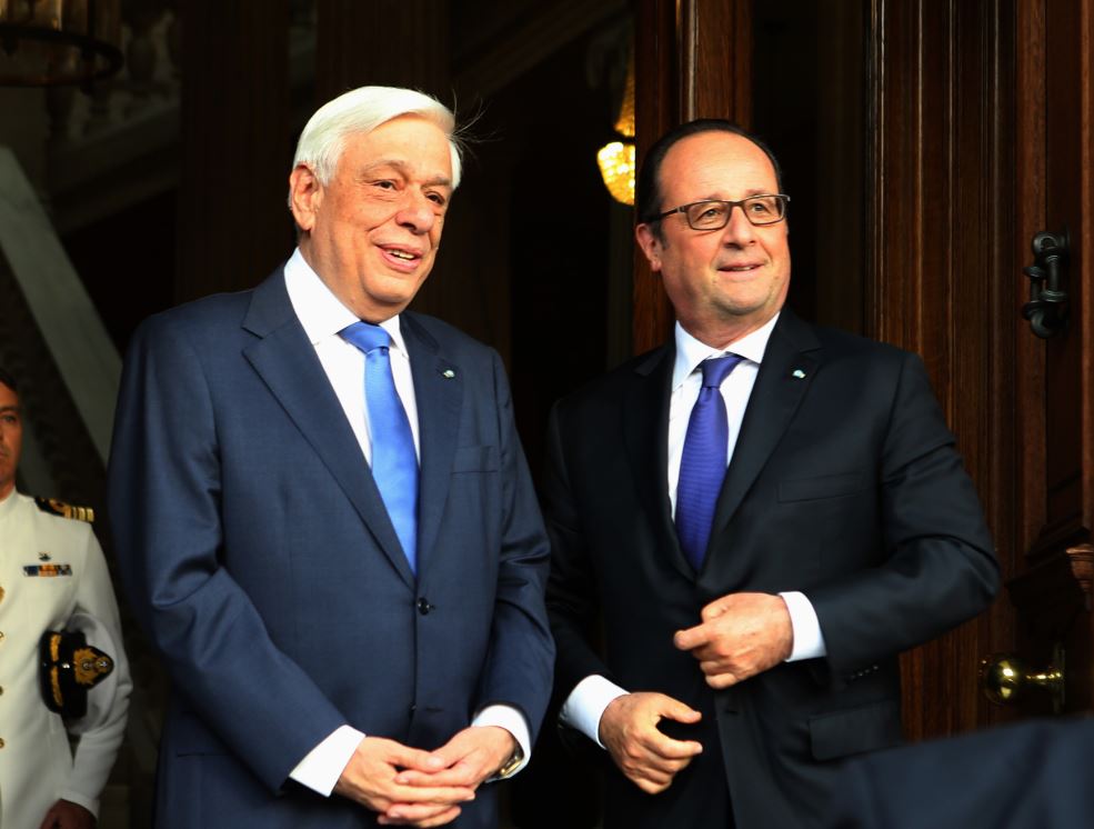 ΦΩΤΟ από τη συνάντηση του Παυλόπουλου με τον Ολάντ