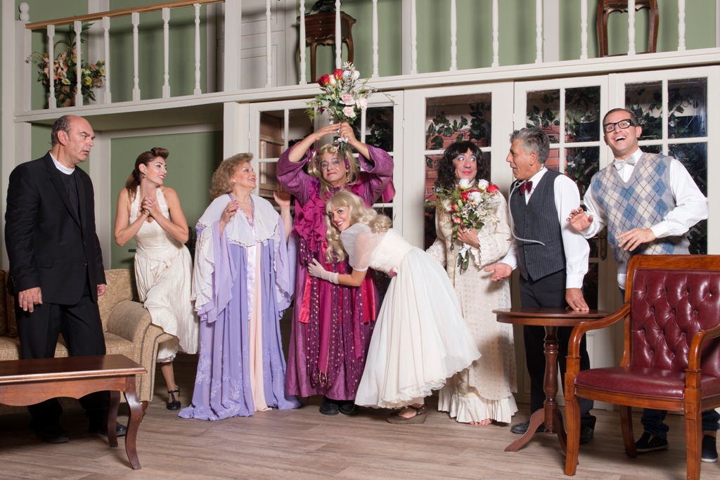 Παρτσαλάκης-Καλυβάτσης ποζάρουν στο enikos.gr ως… Πρωταγωνίστριες!