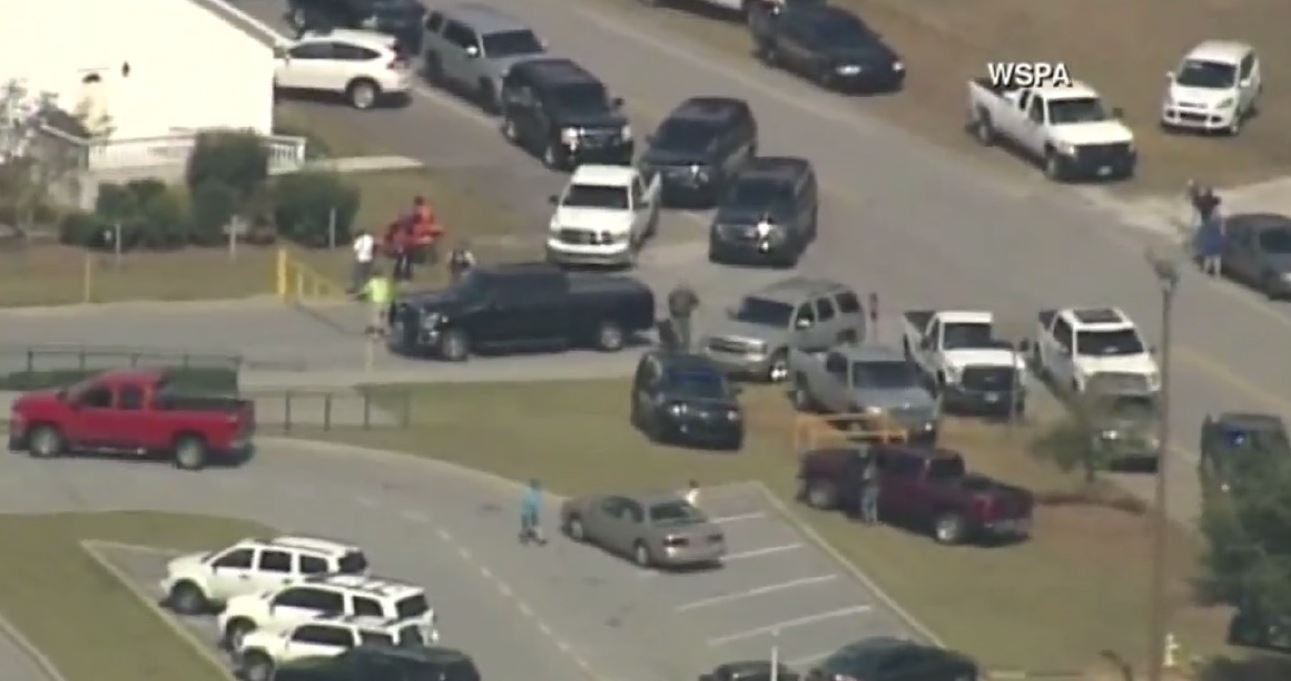 Συνελήφθη ο ένοπλος που άνοιξε πυρ σε σχολείο στη Νότια Καρολίνα – ΤΩΡΑ