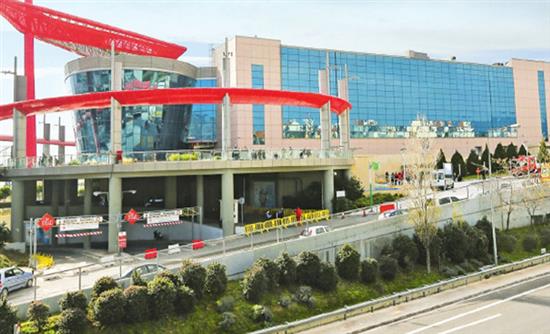 Ετοιμάζουν ρύθμιση- «πλυντήριο» για το The Mall Athens